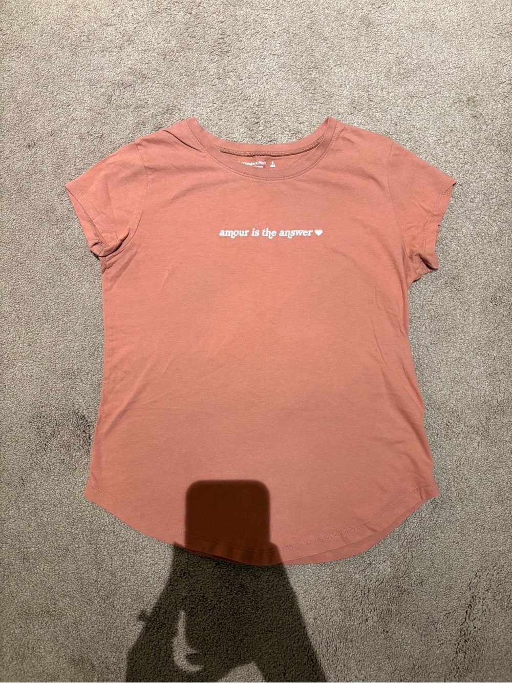 Abercrombie Amour Is The Answer burnt Orange Short Sleeve Tee size small